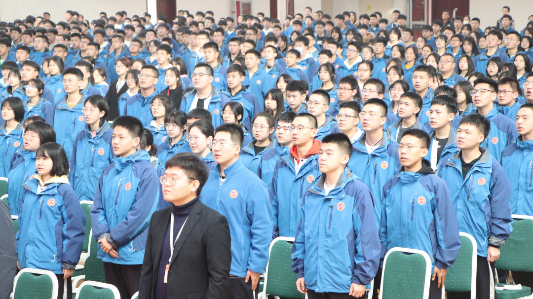 冲刺高考  为人生而战——中恒高级中学高三年级誓师大会