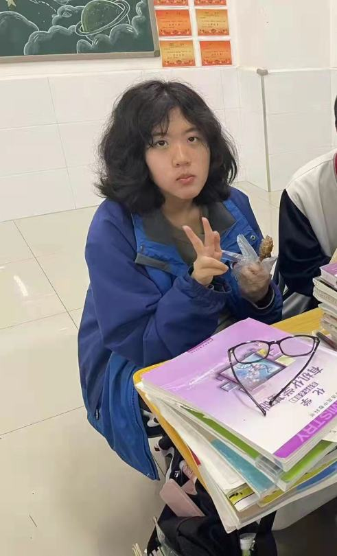 最美四月  温情中恒