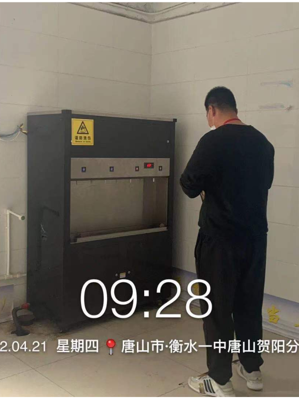 春深日暖夏将至  美化校园始于行