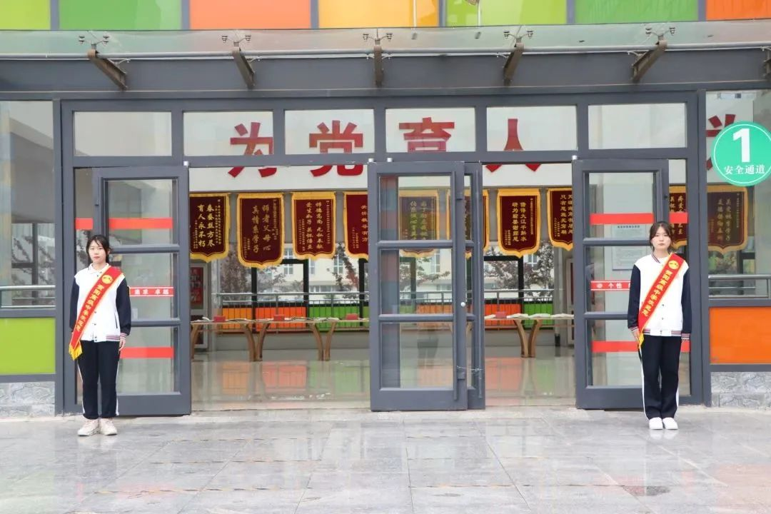 知名高校齐聚中恒  助力学子扬帆起航