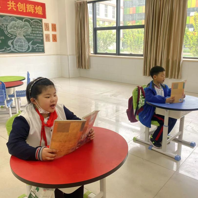 清晨读书正当时 莫负年少好时光