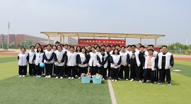 贺阳中学“零食抢夺战”上演热血师生情