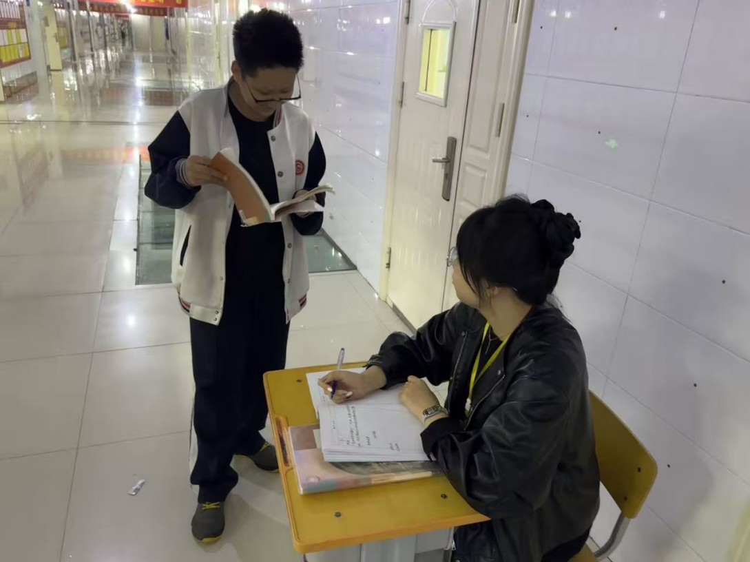 唐山市贺阳高级中学高一年级全力备战期中联考