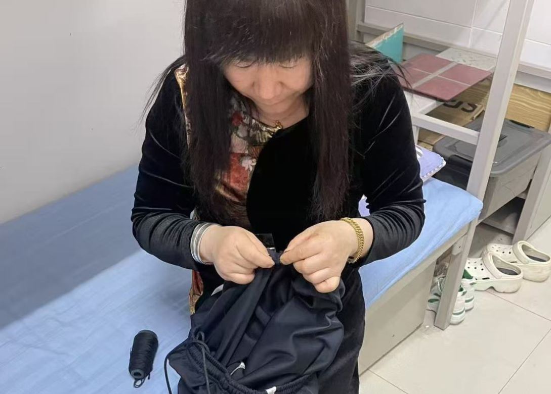​一针一线藏温柔  点滴小事见初心