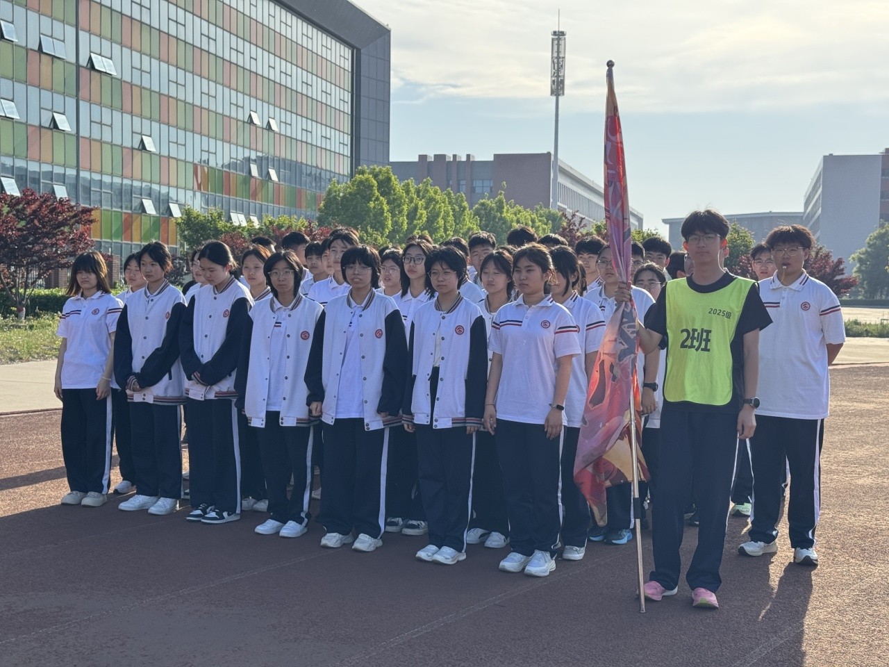 活力跑操展风采  青春奋进正当时