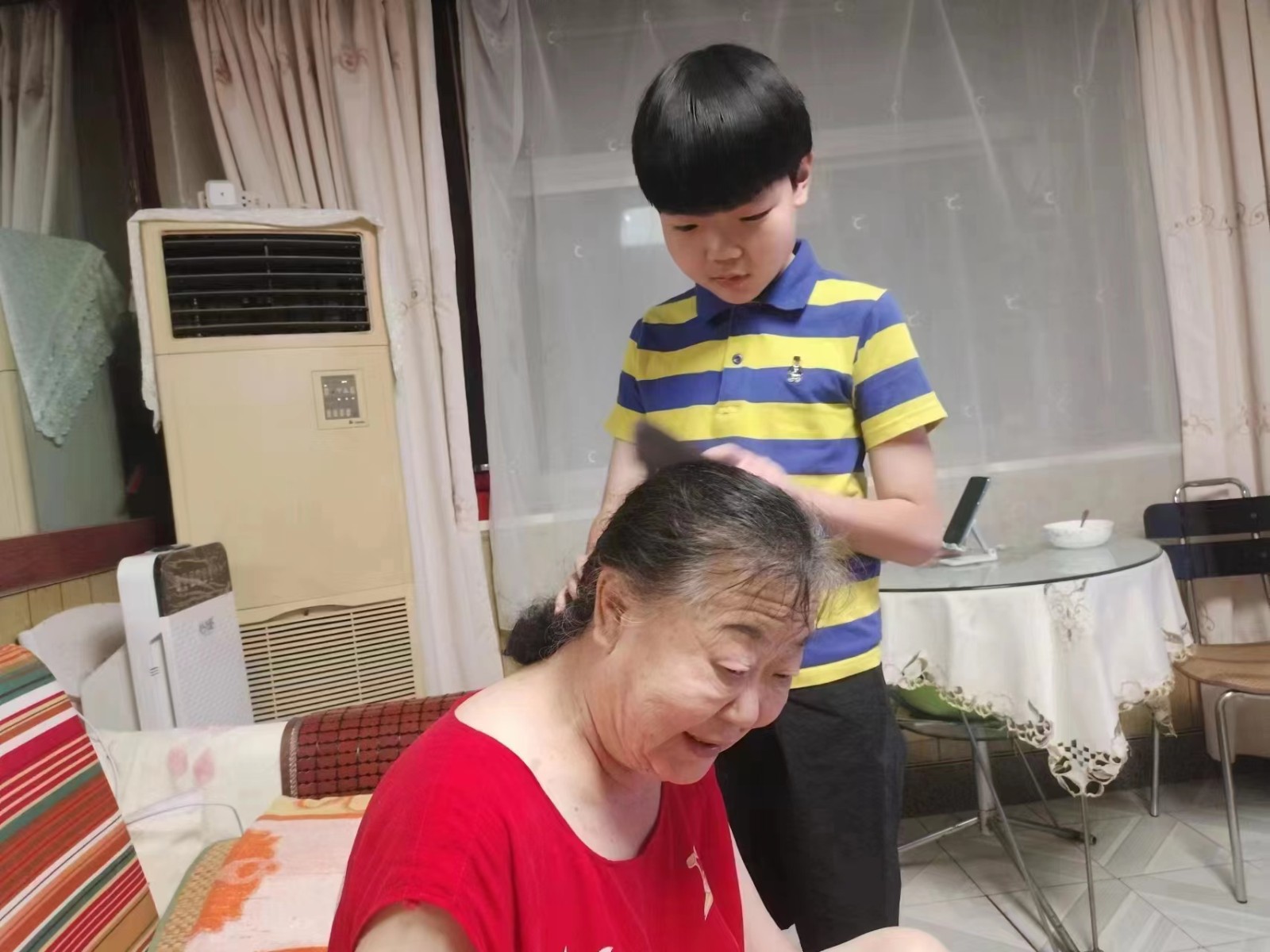 孝老爱亲好少年