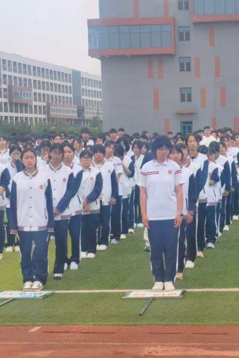 弘扬法治精神 共建平安校园